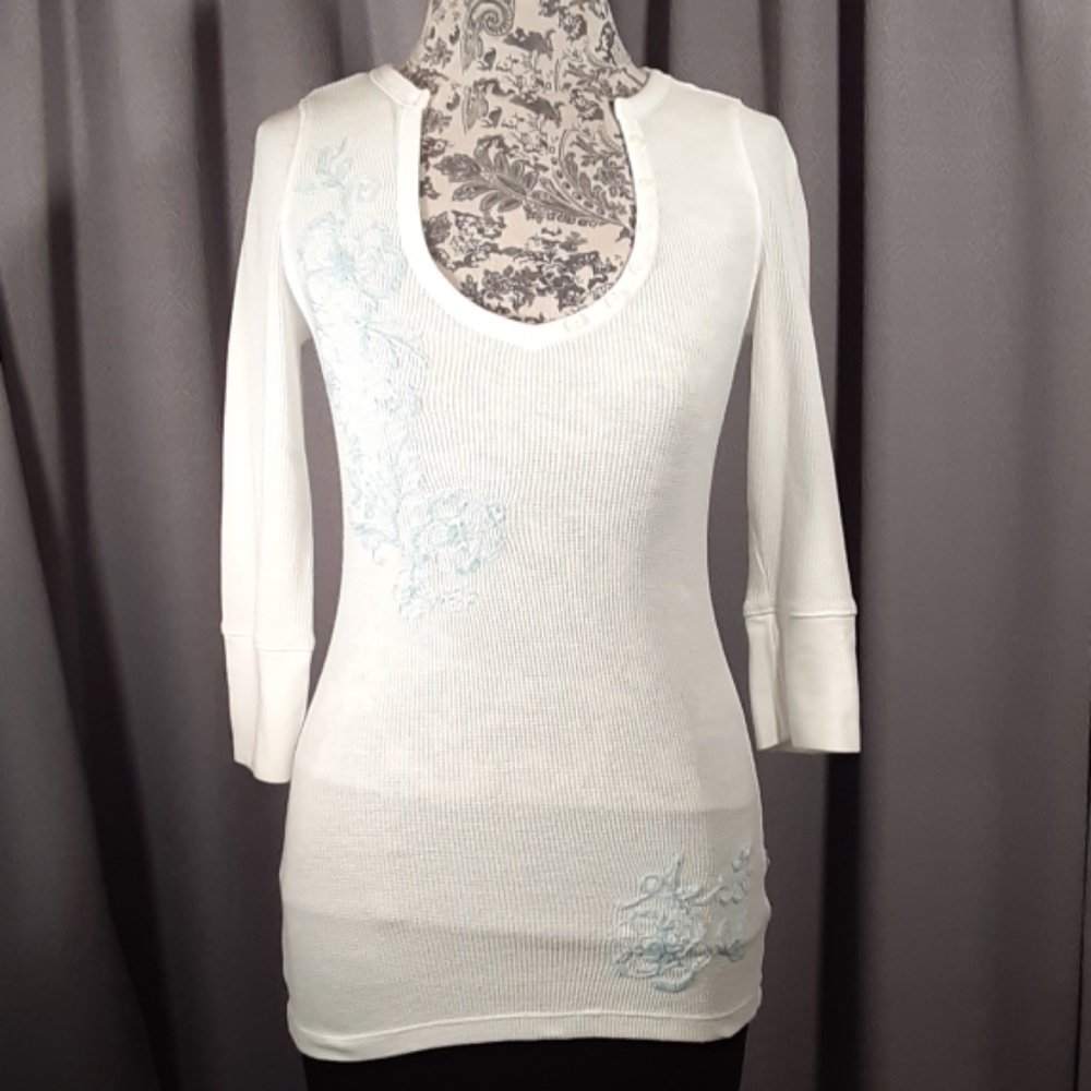 Medium Aeropostal White Thermal NWOT